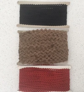 Bulk VINTAGE Cotton Ric-Rac 3 Cards - Red-Black- Jumbo Width Brown-Preloved GC - Picture 1 of 2