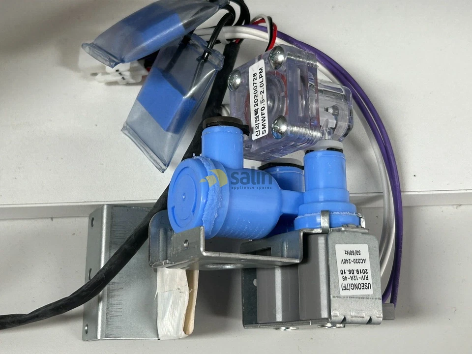 DAEWOO OMEGA SMEG FRIDGE FREEZER WATER VALVE SR620X - Image 1 of 4