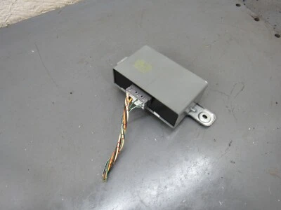 Computadora módulo de bloqueo de puerta Honda Civic 1992-1995 OEM Foto 1 de 4