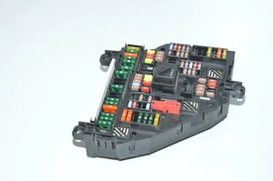 BMW F10 5er F07 F11 F06 F12 F13 F01 F02 F03 F04 Power Distribution Rear 9252813 - Picture 1 of 5