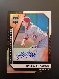 Panini Elite 2021 firma extra Kyle Manzardo #63 firmado automático novato como nuevo radiocontrol - Imagen 1 de 6