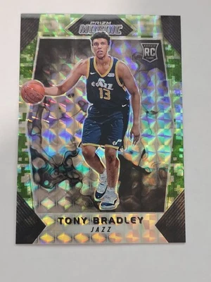 2017-18 Panini Prizm Mosaic Camo 25/25 Tony Bradley #25 Rookie RC - Image 1 of 4