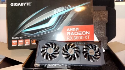 GIGABYTE AMD Radeon RX 6600 XT EAGLE 8GB GDDR6 Scheda Grafica - Immagine 1 di 4