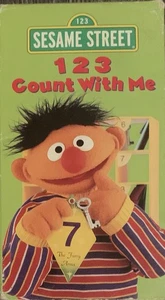 123 Count With Me Sony Wonder Sesame Workshop VHS Video Tape 1997 ACCEPTABLE!!!! - Picture 1 of 8