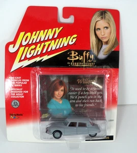 2000 Johnny Lightning BUFFY VAMPIRE SLAYER Giles Citroen Willow Card NOC - Picture 1 of 6