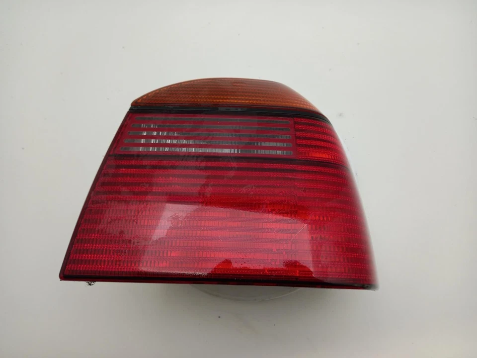 VOLKSWAGEN GOLF Tail Light Rear Lamp O/S 1992-1998 5 Door Hatchback RH   - Imagem 1 de 4