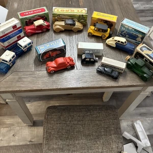 Konvolut 10 Vintage Avon After Shave Flaschen mit Originalkartons. Autos. Leer 2-voll - Bild 1 von 17