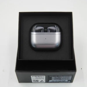 Samsung Galaxy Buds3 Pro SM-R630NZ Wireless Bluetooth Earbuds - Silver - Picture 1 of 11