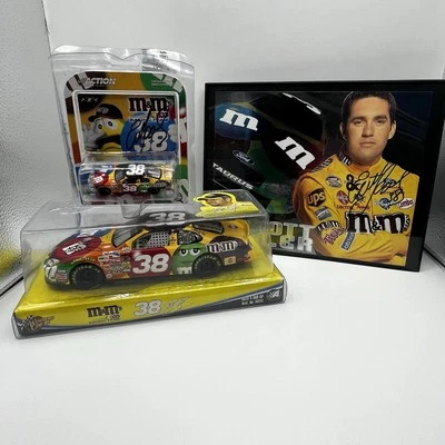 Coches y foto Taurus M&M Racing Team Elliot Sadler #38 2004 - autografiados  Foto 1 de 4