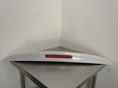 2003-2005 CHEVY CAVALIER REAR SPOILER W LIGHT Foto 1 de 4