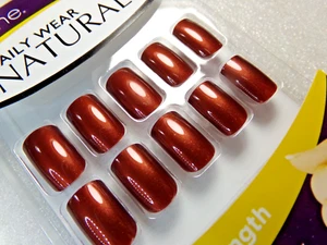 Nailene Shimmering Golden Brown Artificial Glue On Nail Medium - Picture 1 of 3