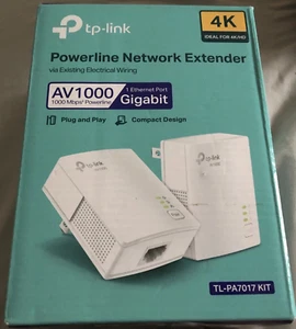 TP-Link TL-PA7017 Kit- AV1000 Gigabit Powerline Ethernet Starter Kit - Photo 1/5