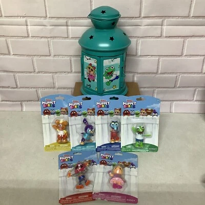 Linterna de luz de té colgante de vidrio de metal para bebé Muppet verde azulado personalizada con estrellas + figuras Foto 1 de 4