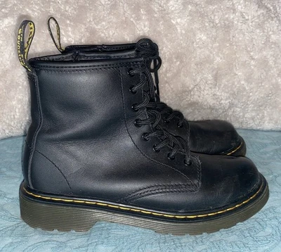 Botas negras unisex Dr. Martens Air Walk para niños talla 3 Foto 1 de 4