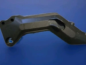 20 Husqvarna 401 Vitpilen Right Front Foot Peg Mount Bracket 286.03.039.000 - Picture 1 of 3