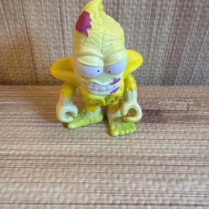 Grossery Gang 3" Putrid Power Squished Banana Figur - Bild 1 von 5