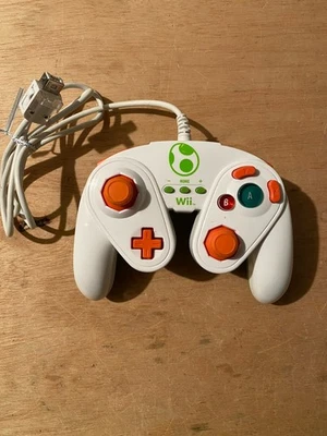 PDP Wii Wii U Almohadilla de Lucha con Cable Controlador Clásico Diseño GameCube Probado por Yoshi Foto 1 de 4