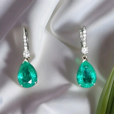 14k Two-tone Gold Lab Grown Green 11.03ct.Emerald Drop Pear Earrings  GIA Cert  - Image 1 of 4