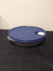 Tupperware Crystal Wave Triple Compart 10" Contenedor 3284 Tapa Ventilada 2651 - Imagen 1 de 3