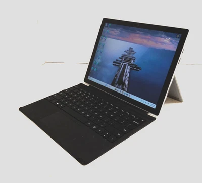 Microsoft Surface Pro 7+ LTE i5-1135G7 2.40G 16GB  256GB *SPOT 052912205053 12.3 - Image 1 of 4