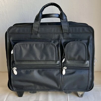 McKlein EE. UU. Clinton Nylon Desmontable Ruedas 17" Estuche para Laptop Foto 1 de 4