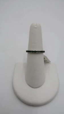 Anillo piedra verde sintética oro blanco 10k t529 talla 6 1/4 Foto 1 de 4