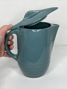 Universal Potteries Oxford Ware TIP TOP JUG Pitcher w/LID Turquoise Art Deco VTG - Picture 1 of 21