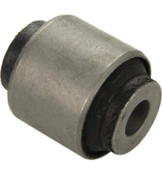 Brazo de control de suspensión buje trasero inferior exterior MOOG se adapta 04-09 Nissan Quest Foto 1 de 2