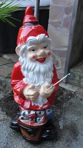 Angler Gartenzwerg Figur Groß Fisch Zwerg Skulptur Gartenfigur Dekoration NEU - Bild 1 von 6