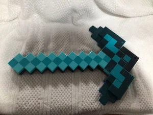 Mattel 2014 Minecraft Transforming 2-in-1 Sword Pickaxe Toy 21" Long Diamond Too - Picture 1 of 4