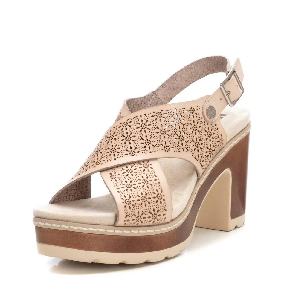 Sandalias de tacón Xti Refresh beige para mujer Foto 1 de 1