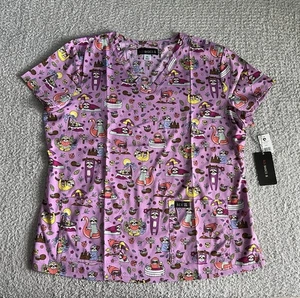 Koi Basics Scrub Top Women’s Sz XL Leslie Sloth Purple Nursing Medical - Picture 1 of 11