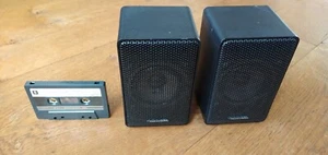 Pair Of Realistic Minimus 3.5 Speakers, Full Range 8 Ohm 7 Watt Nom. 15 Watt Pk - Afbeelding 1 van 10