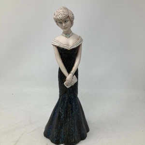 Estatuilla de cerámica de 11"" de la princesa Diana pintada a mano estatua brillante vestido perlado - Imagen 1 de 10