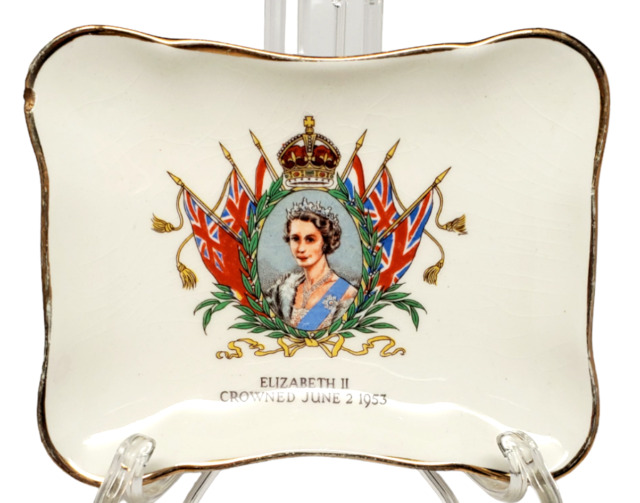 Elizabeth II (1952-2022) Royal Historical Royalty Collectibles for 