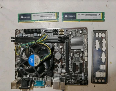 COMBO SCHEDA MADRE + 8GB RAM + PROCESSORE DESKTOP MOTHERBOARD - Immagine 1 di 3