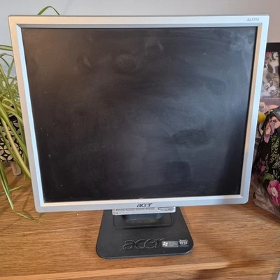Acer AL1716 LCD Flat Panel Computer Monitor Black & Silver 17" Display 1280x1024 - Image 1 of 2