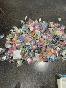 Vintage McDonalds Burger King Wendy's Küken, Müsli Happy Meal Kinder 190 Stück - Bild 1 von 24