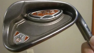 Ping G10 7 Iron White Dot 36.5” RH Ping AWT #28 Regular Shaft Ping OrigGrip DEMO - Picture 1 of 9