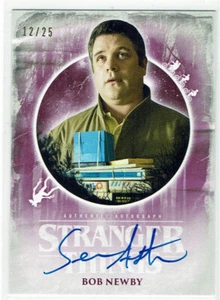 Stranger Things Welcome to Upside Down Auto A-SA Sean Astin als Bob Newby #12/25 - Bild 1 von 1