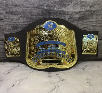 Réplica de cinturón WEE TAG TEAM CHAMPIONSHIP 2003 JAKKS BATISTA DUDLEY GUERRERO WWF Foto 1 de 4