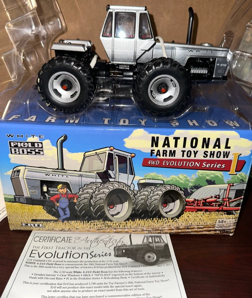 Ertl White Field Boss 4-210 Tractor 1/32 2013 Farm Toy Show Farmer #16233A #28 - Image 1 of 2