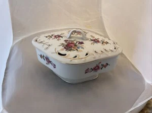 Vintage Porcelain China Covered Candy/Trinket/Ring Dish - Picture 1 of 5