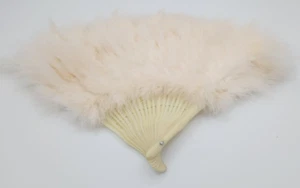 Abanico Plegable Portátil Vintage Marabú Crema Pluma Disfraz utilería - Imagen 1 de 5