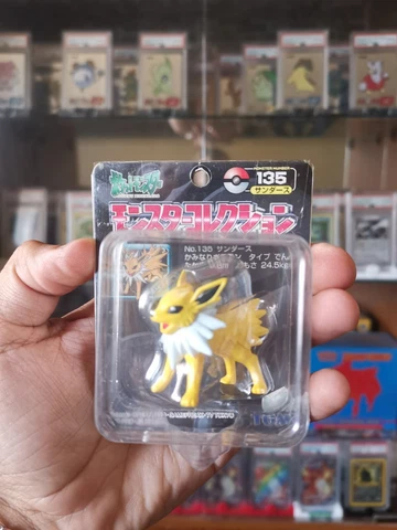 Pokemon Figure TOMY Monster Collection JOLTEON 135 Pocket Monster RARE BNIB Cover