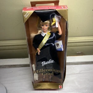 Vintage Millenium Grad Barbie Puppe - Special Edition - 2000 Mattel 25708 NRFB - Bild 1 von 12