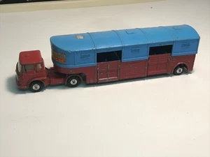 corgi toys bedford tractor unit con erticulated horse box - Foto 1 di 7