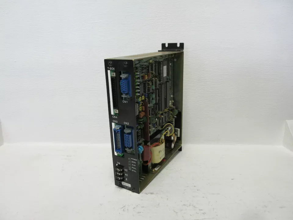 G2U SANYO DENKI PDCF112SA100D0 USED SANDIC PDCF112 CONTROLLER PDCF112SA100D0 - Image 1 of 4