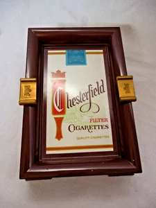 Chesterfield Aschenbecher in Billardform Kunststoff mit Messingbeschlägen - Picture 1 of 7
