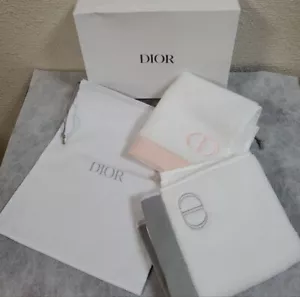 Christian Dior Novelty 2 hand towels with purse (30cm x 40cm) pink gray set - Picture 1 of 8